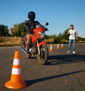 Financement du permis moto grâce au CPF : les conditions se durcissent